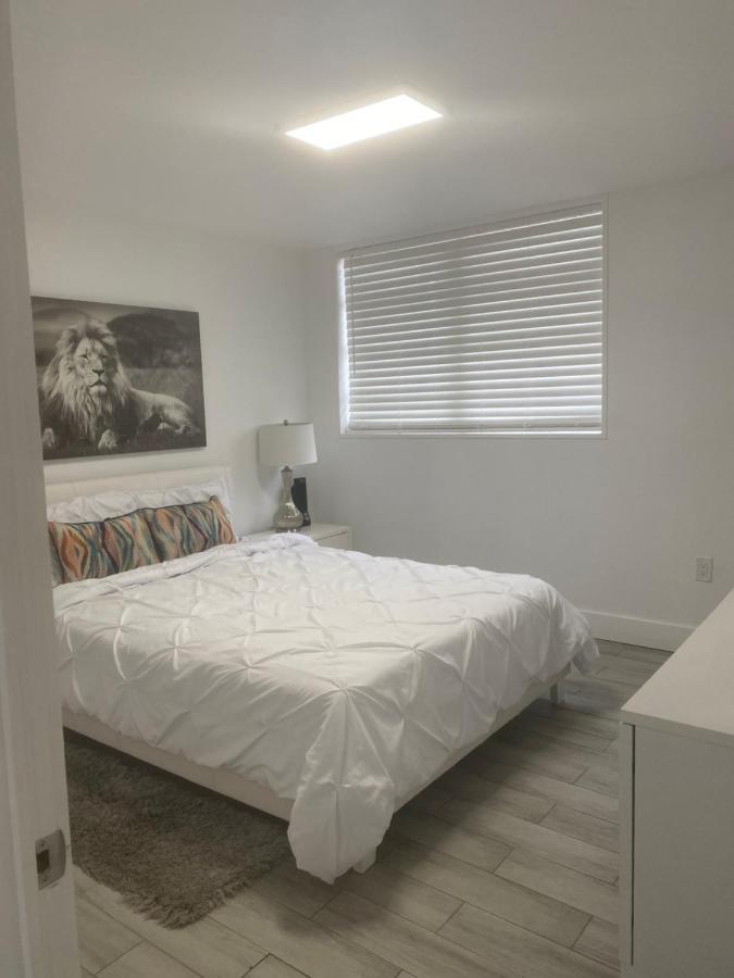 Modern & New,Excellent Location Miamiアパートメント エクステリア 写真