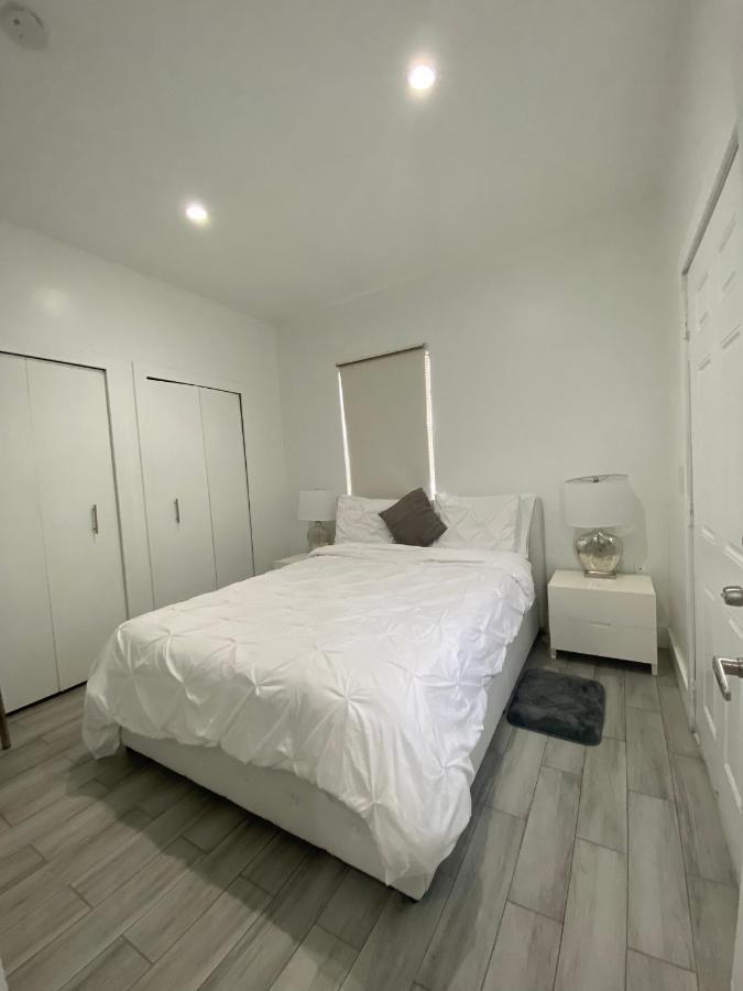 Modern & New,Excellent Location Miamiアパートメント エクステリア 写真