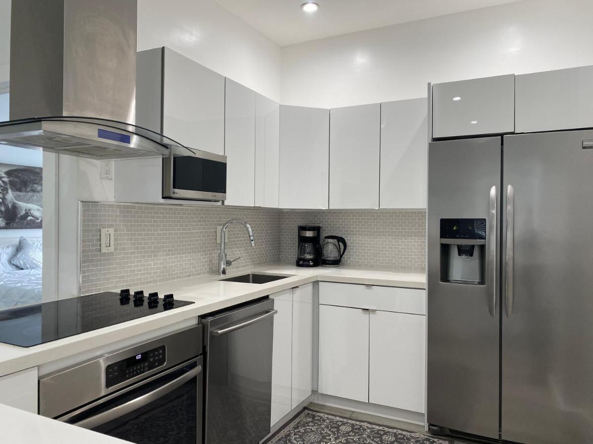 Modern & New,Excellent Location Miamiアパートメント エクステリア 写真